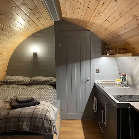 Bonny Wee Snug - Pod In Spean Bridge Apartment Exterior photo